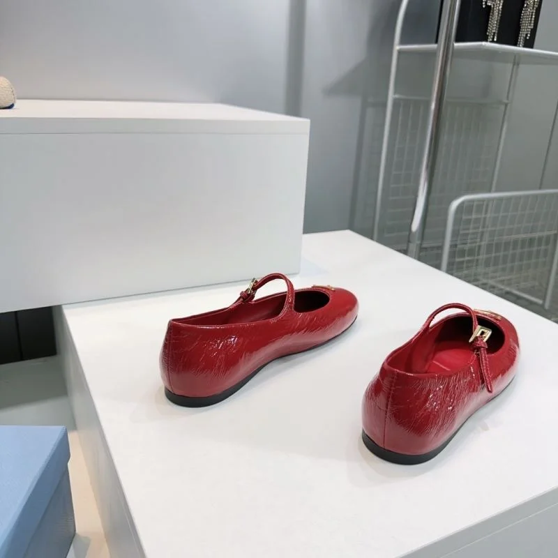 Prada Flat Shoes FashionForward 34868