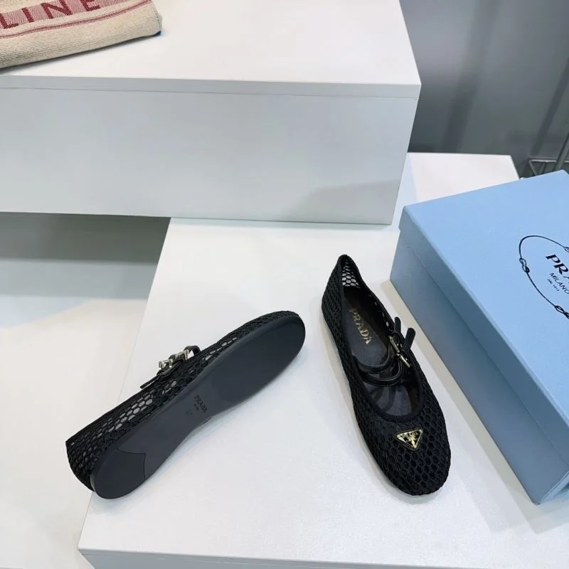 Efficient Prada Flat Shoes 34879