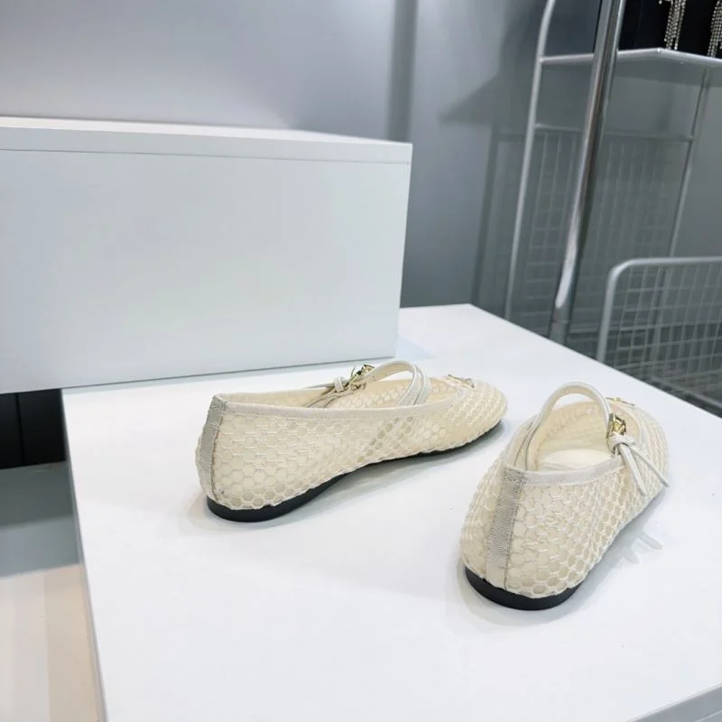 Prada Flat Shoes WaterResistant 34865
