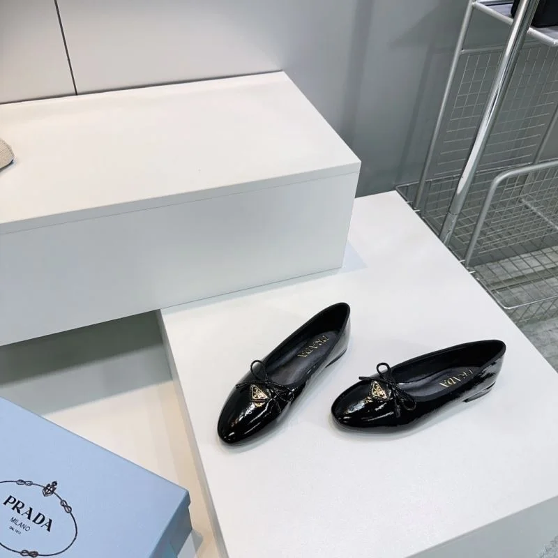 Prada Flat Shoes Vibrant 34856