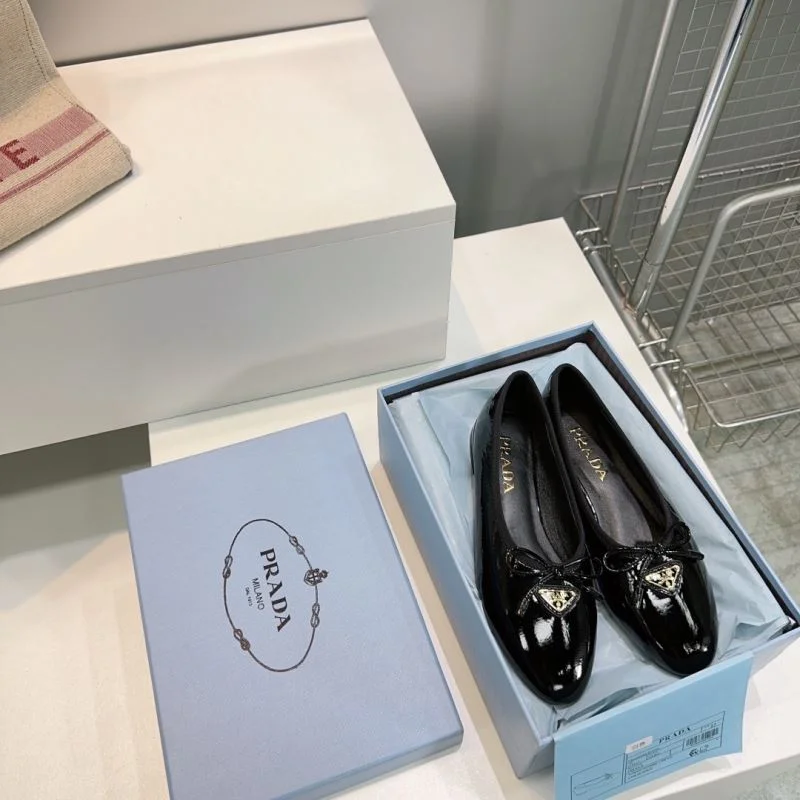 Prada Flat Shoes Vibrant 34856