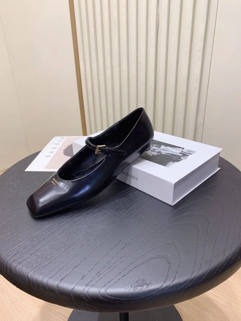 Prada Flat Shoes OdorResistant 34247