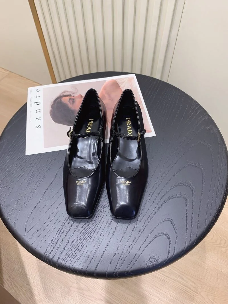 Prada Flat Shoes OdorResistant 34247