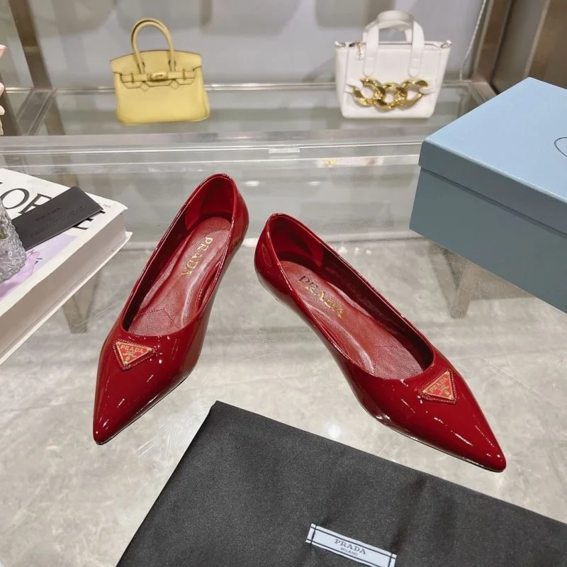Timeless Prada Flat Shoes 34245