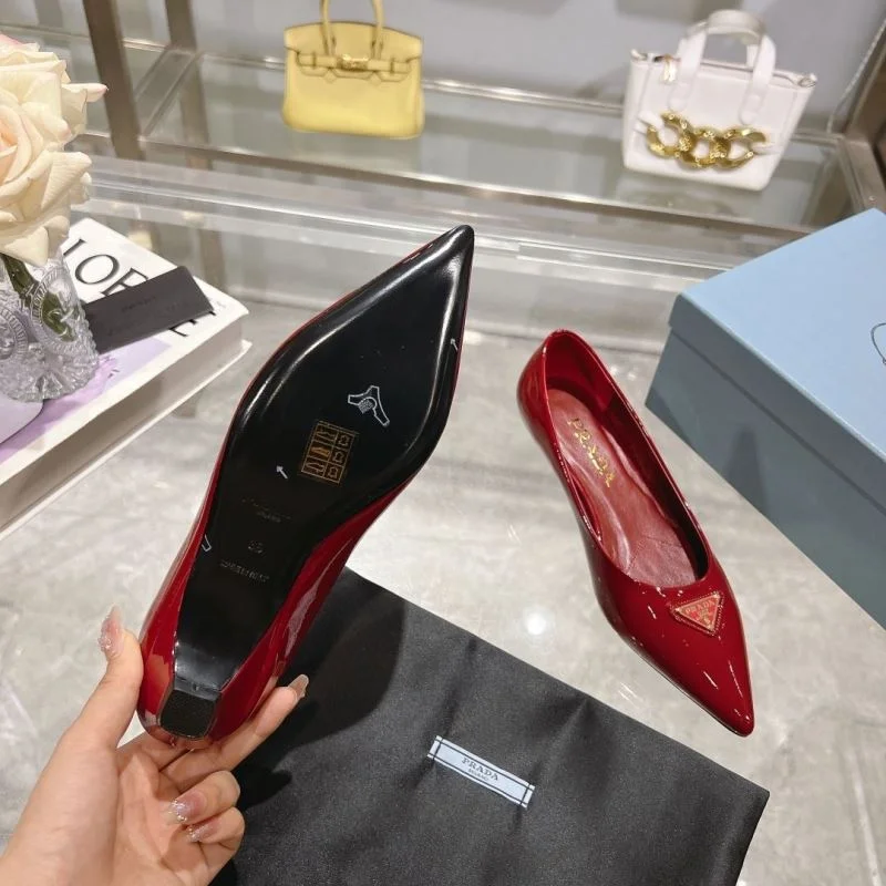 Timeless Prada Flat Shoes 34245
