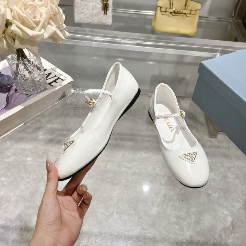 Prada Flat Shoes Bright 34234