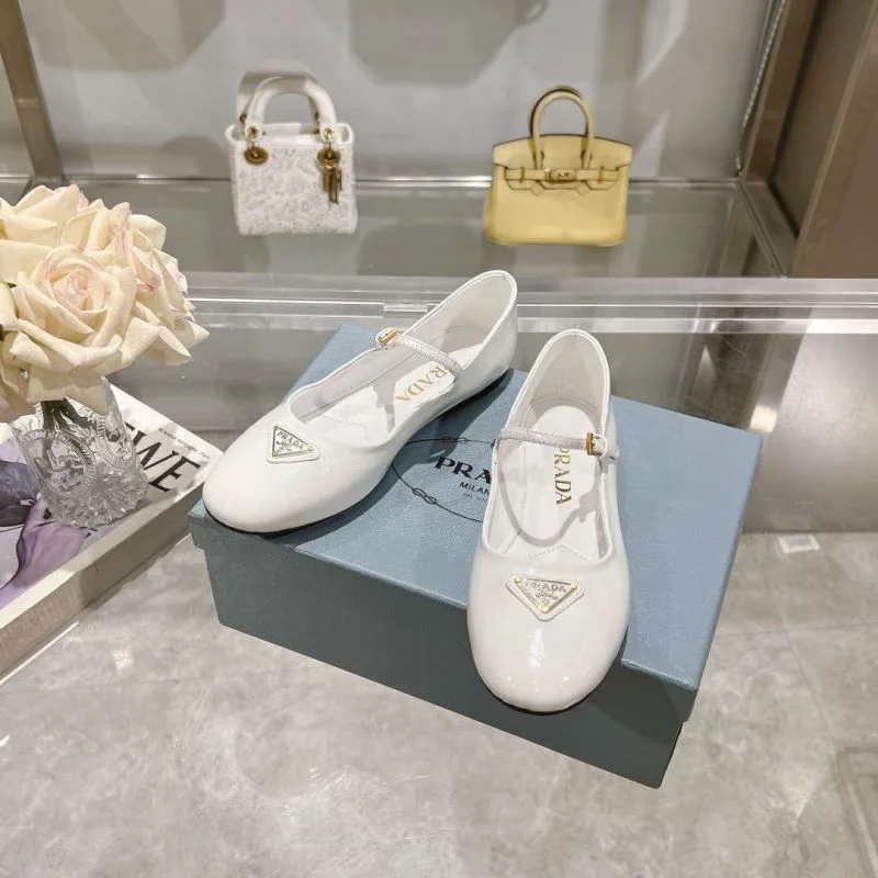 Prada Flat Shoes Bright 34234
