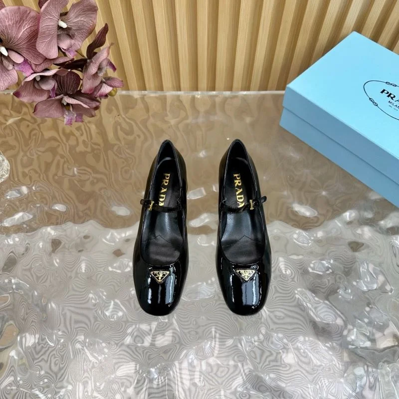 Prada Heeled Shoes Casual 35193