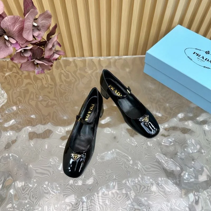Prada Heeled Shoes Casual 35193