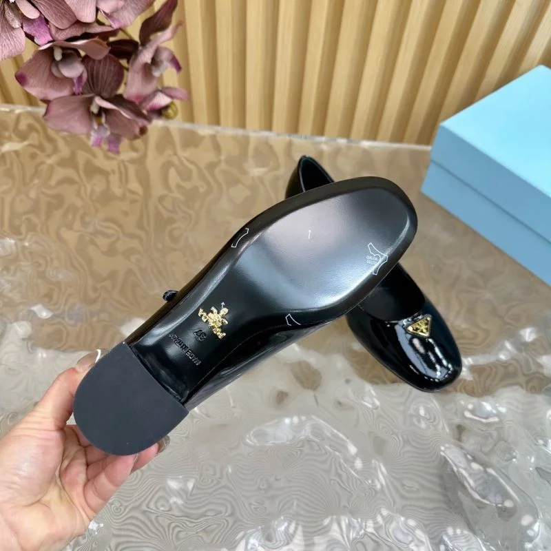 Prada Heeled Shoes Casual 35193