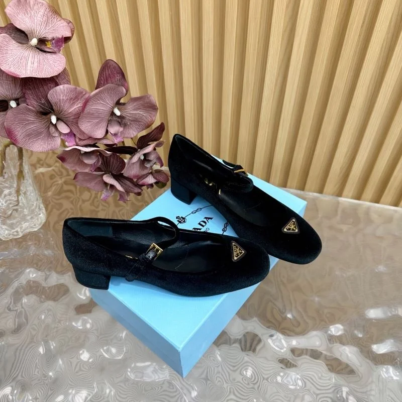 Prada Heeled Shoes Compact 35179