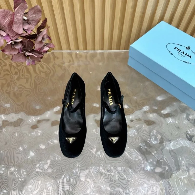 Prada Heeled Shoes Compact 35179
