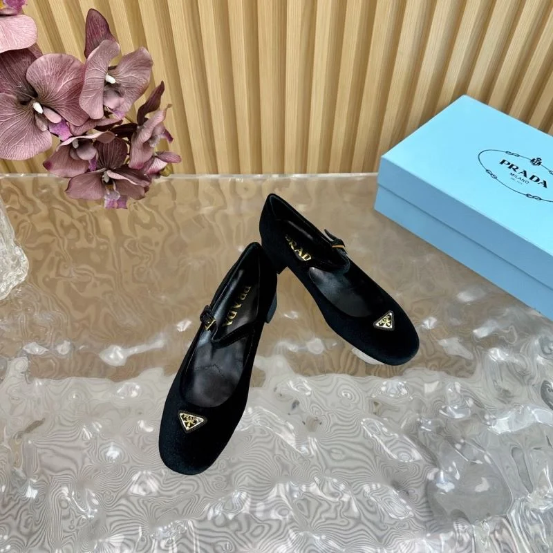 Prada Heeled Shoes Compact 35179