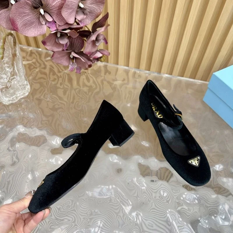 Prada Heeled Shoes Compact 35179