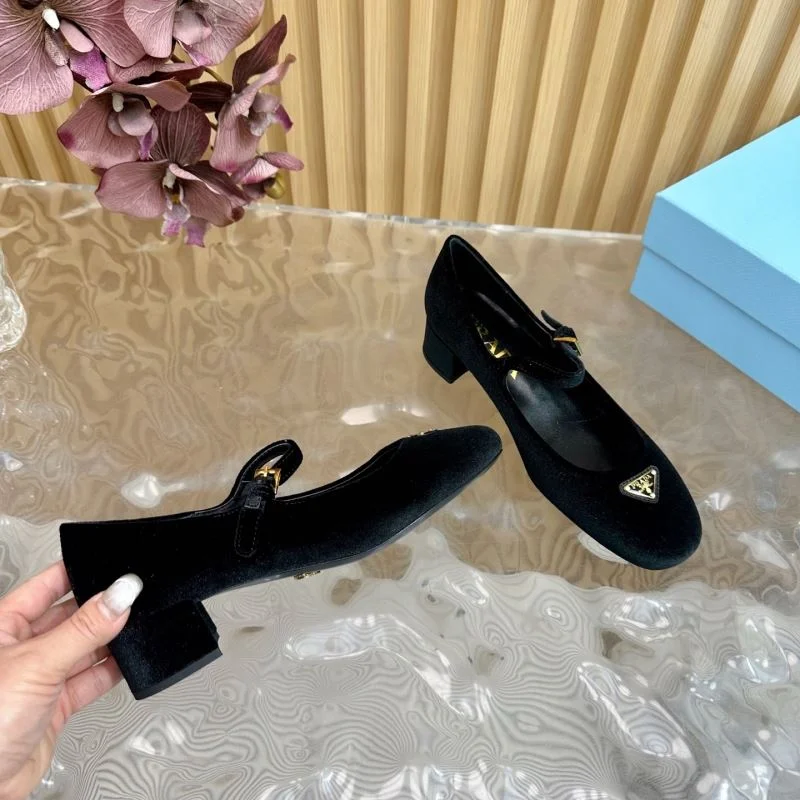 Prada Heeled Shoes Compact 35179