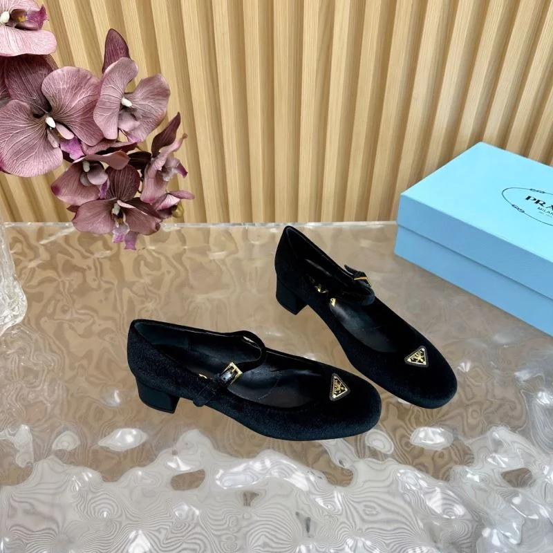 Prada Heeled Shoes Compact 35179