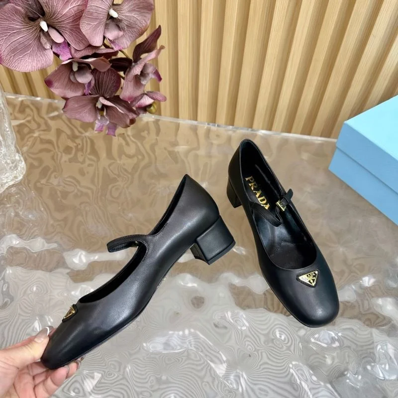 WrinkleFree Prada Heeled Shoes 35178