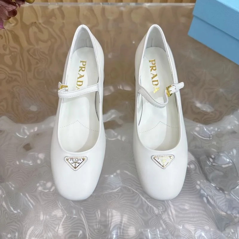 OdorResistant Prada Heeled Shoes 35177