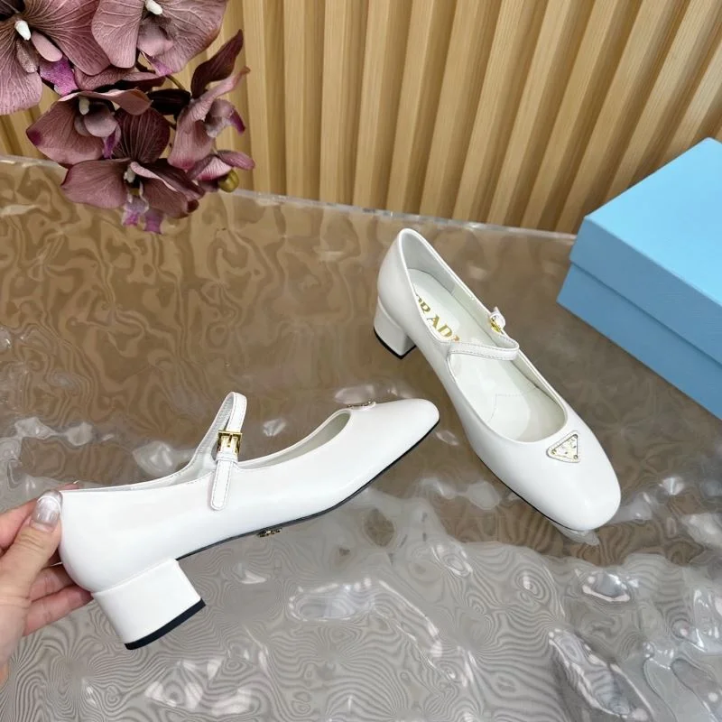 OdorResistant Prada Heeled Shoes 35177