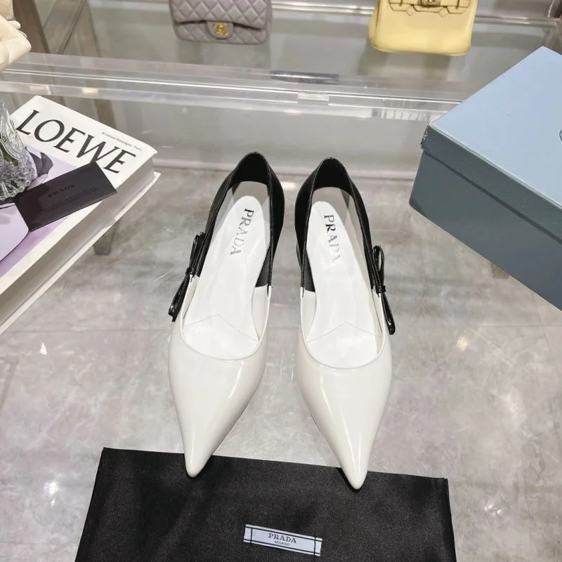 Prada Heeled Shoes Lightweight 35160