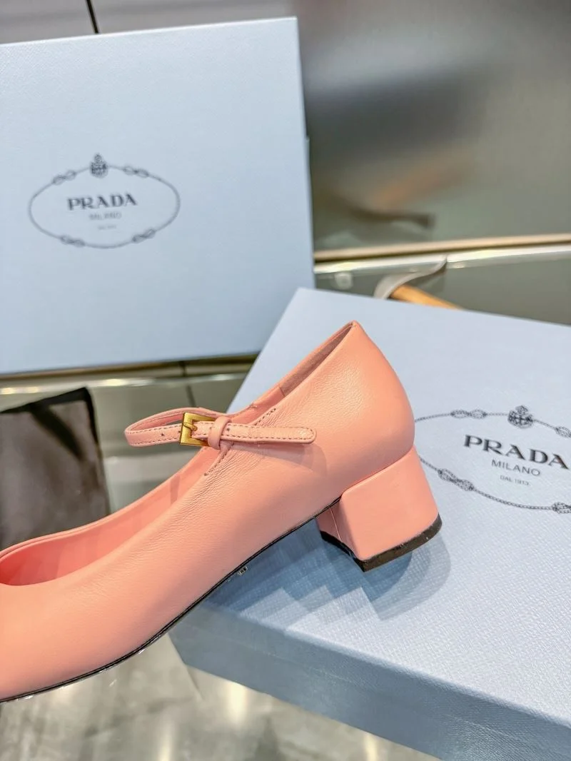 WaterResistant Prada Heeled Shoes 35153