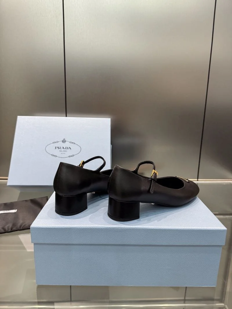 Prada Heeled Shoes Timeless 35171