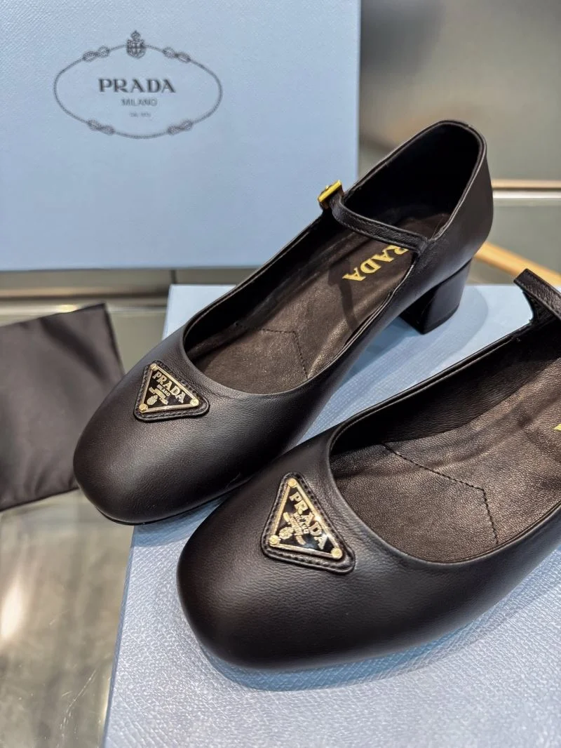 Prada Heeled Shoes Timeless 35171