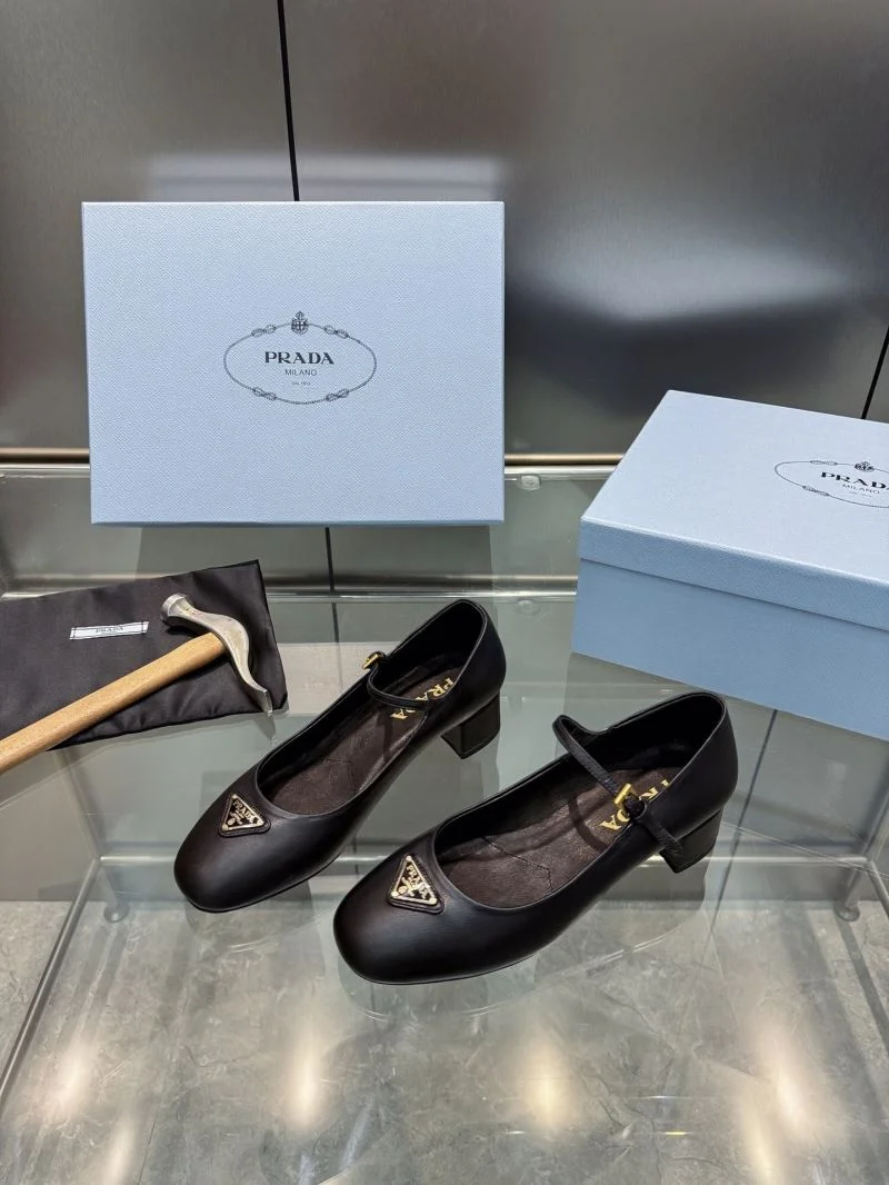 Prada Heeled Shoes Timeless 35171