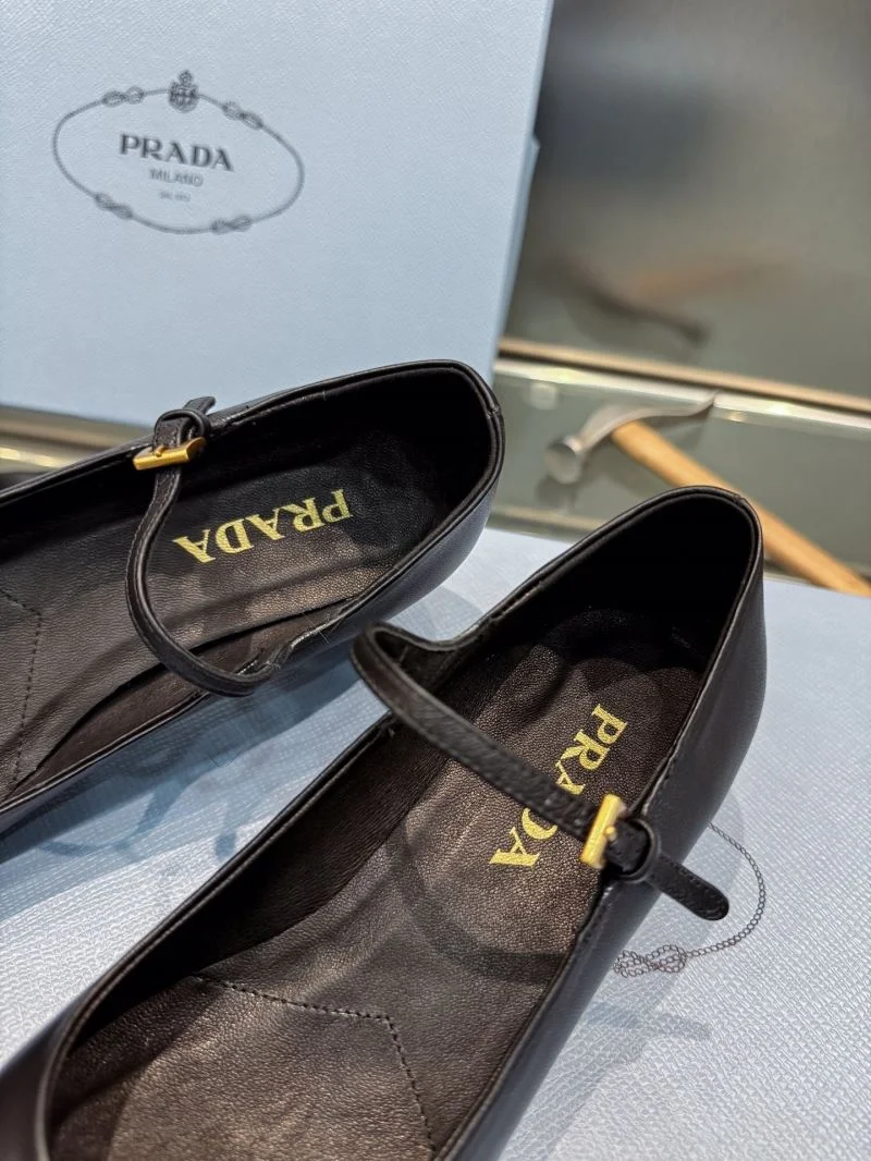 Prada Heeled Shoes Timeless 35171