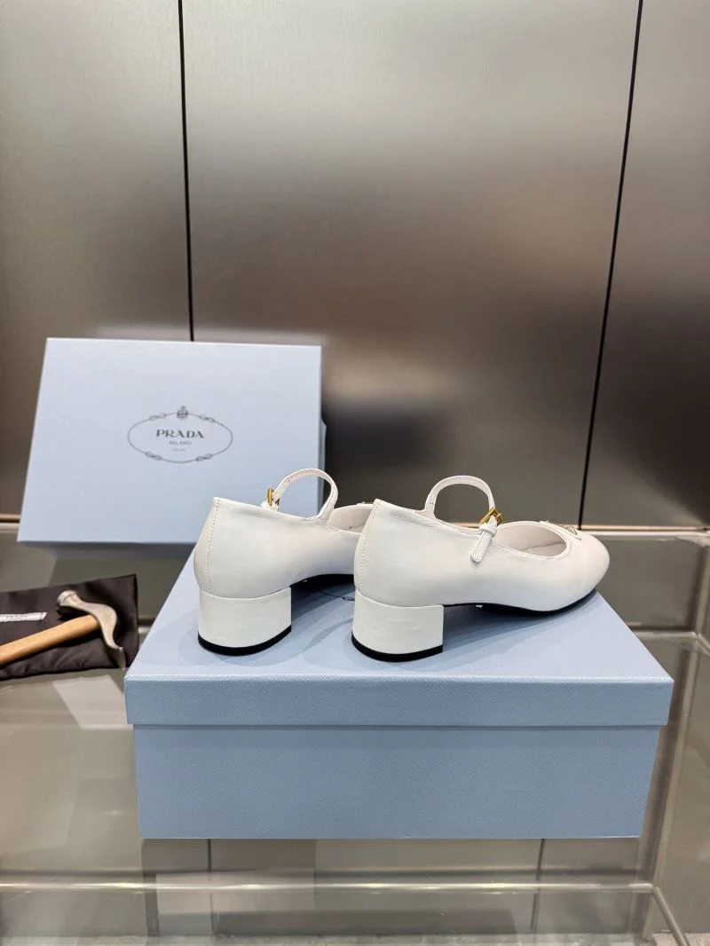 Prada Heeled Shoes NewStyle 35165
