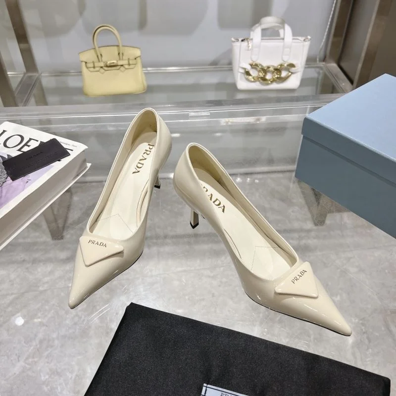 Youthful Prada Heeled Shoes 35162