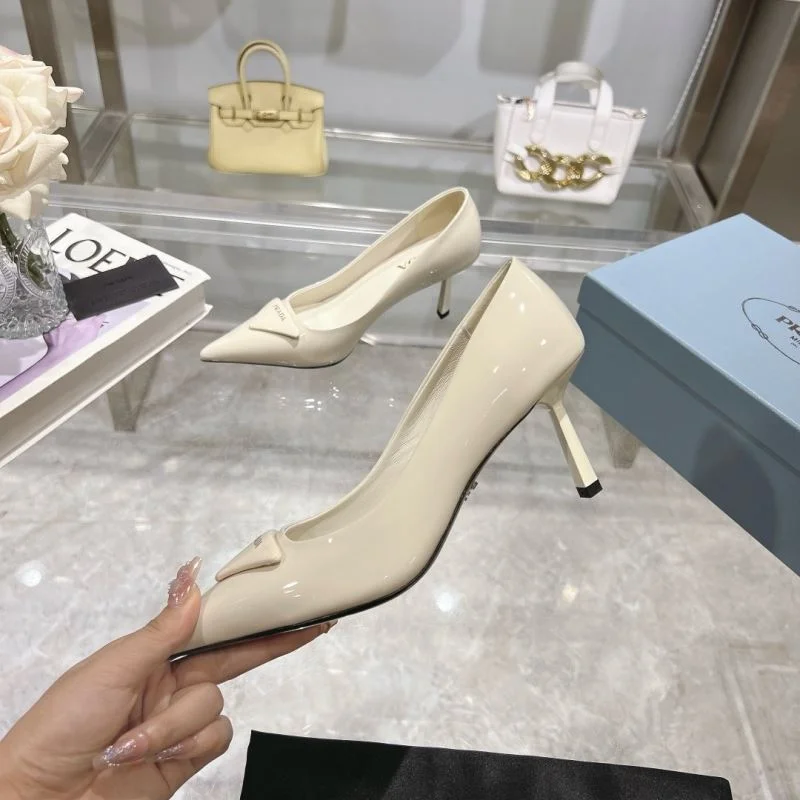 Youthful Prada Heeled Shoes 35162