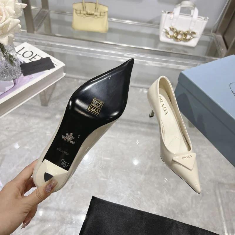 Youthful Prada Heeled Shoes 35162