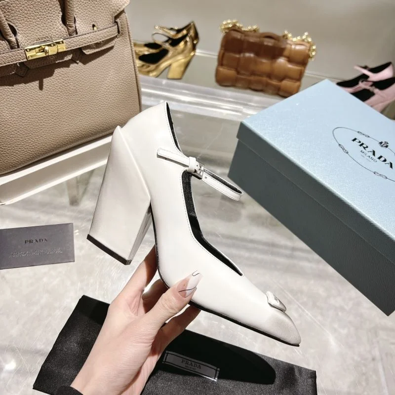Breathable Prada Heeled Shoes 35157