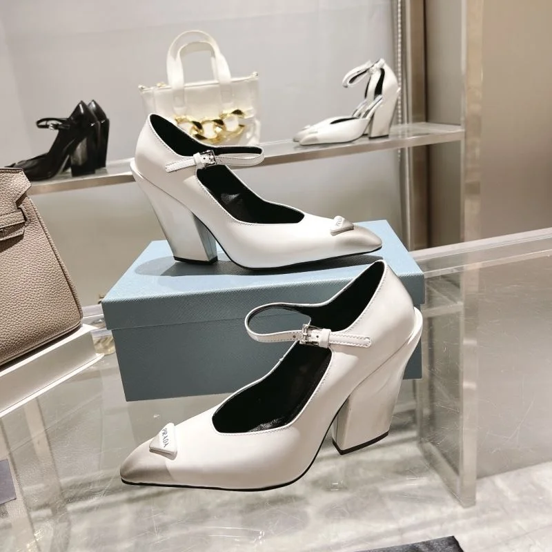 Breathable Prada Heeled Shoes 35157