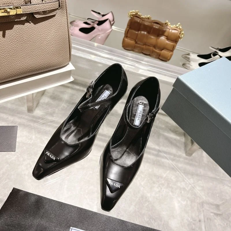 Stretchable Prada Heeled Shoes 35170