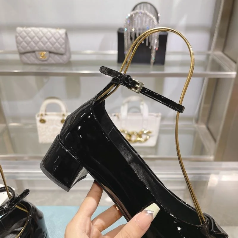 RelaxedFit Prada Heeled Shoes 35159