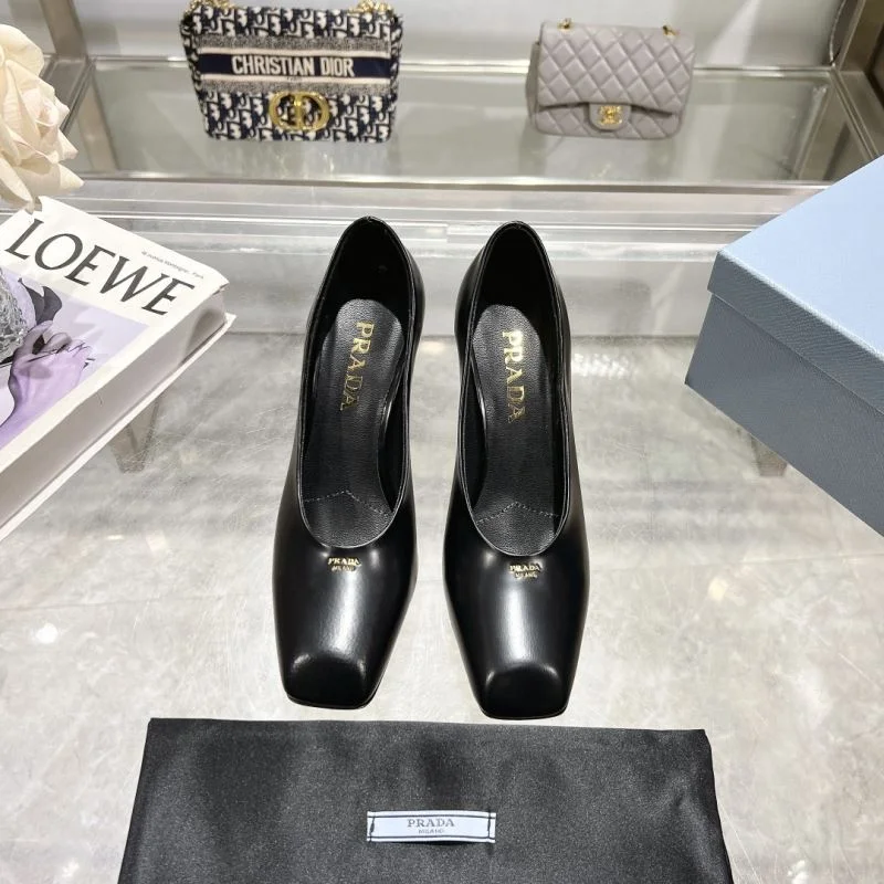 Prada Heeled Shoes Elegant 35144