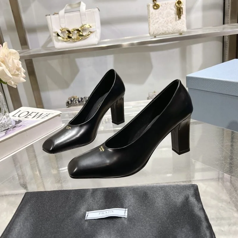 Prada Heeled Shoes Elegant 35144