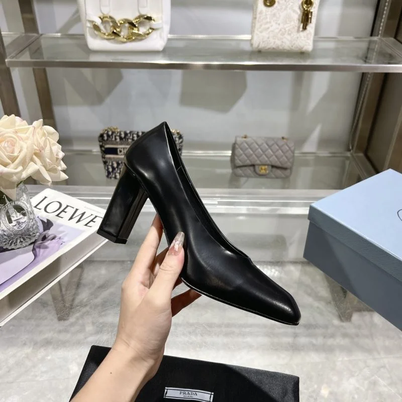 Prada Heeled Shoes Elegant 35144