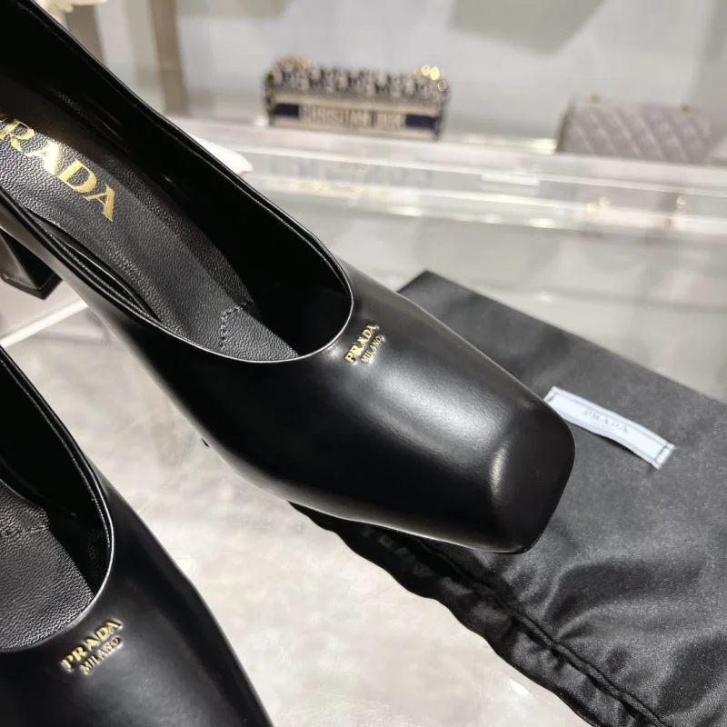 Prada Heeled Shoes Elegant 35144