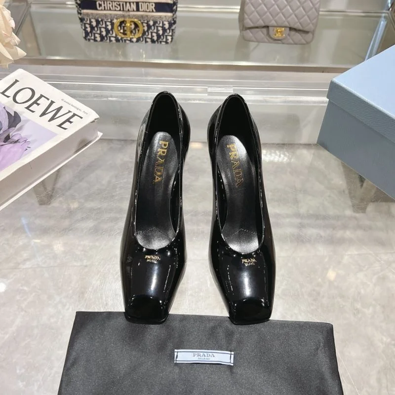 MultiPurpose Prada Heeled Shoes 35169