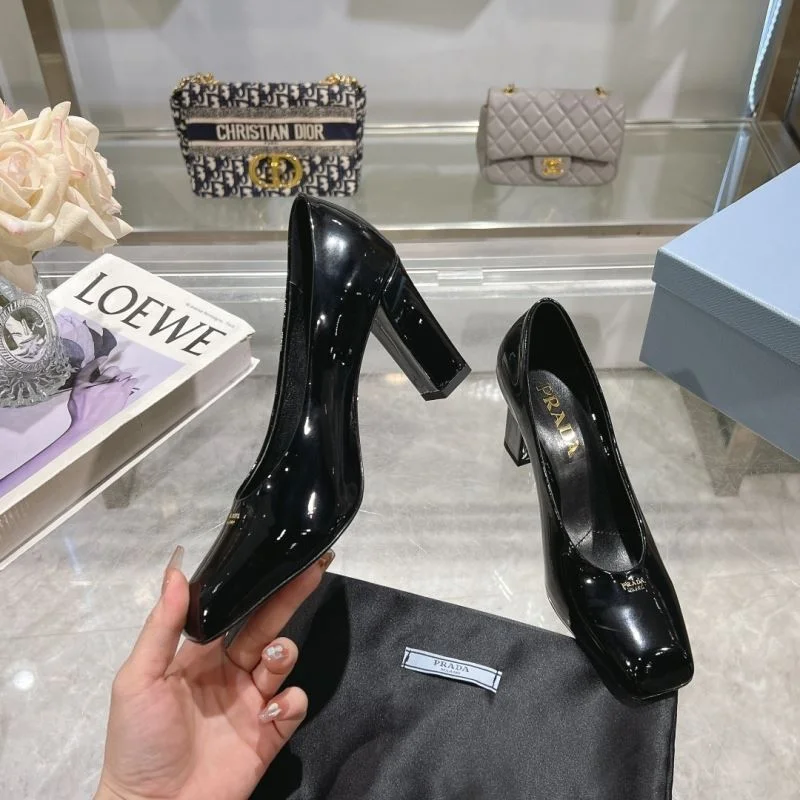 MultiPurpose Prada Heeled Shoes 35169