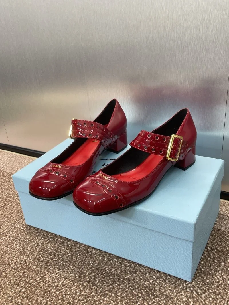 Effortless Prada Heeled Shoes 35147