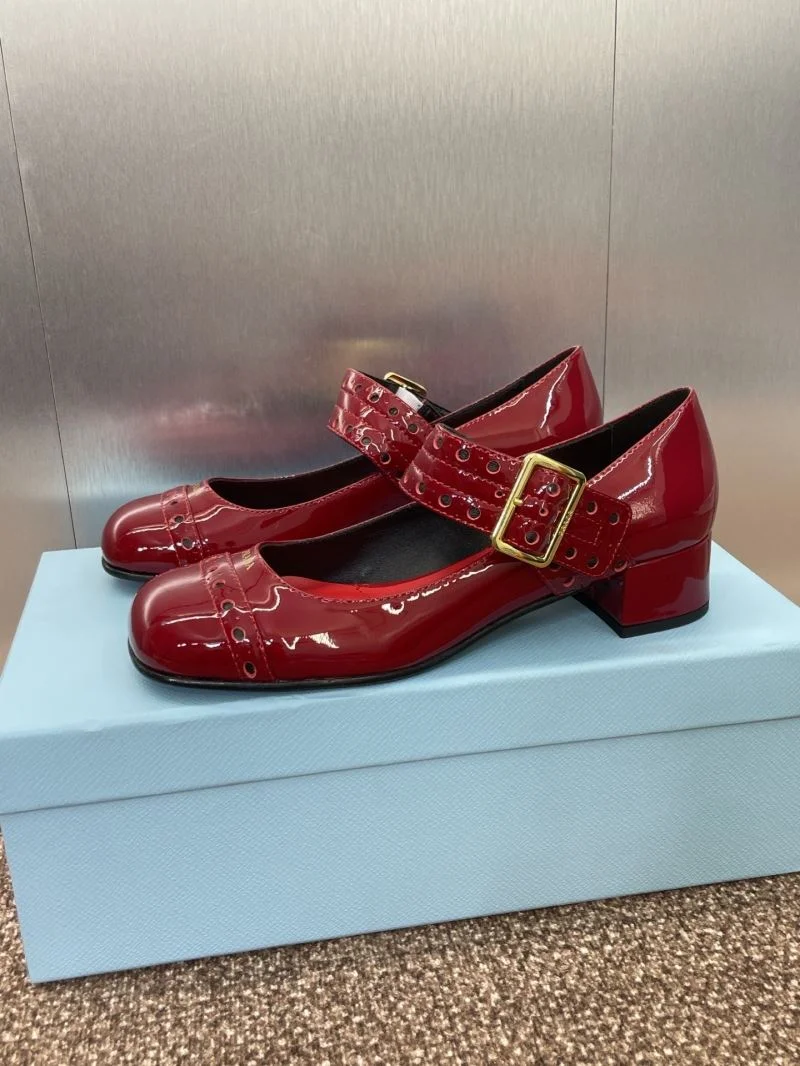 Effortless Prada Heeled Shoes 35147