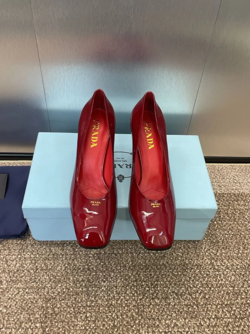 Modern Prada Heeled Shoes 35145