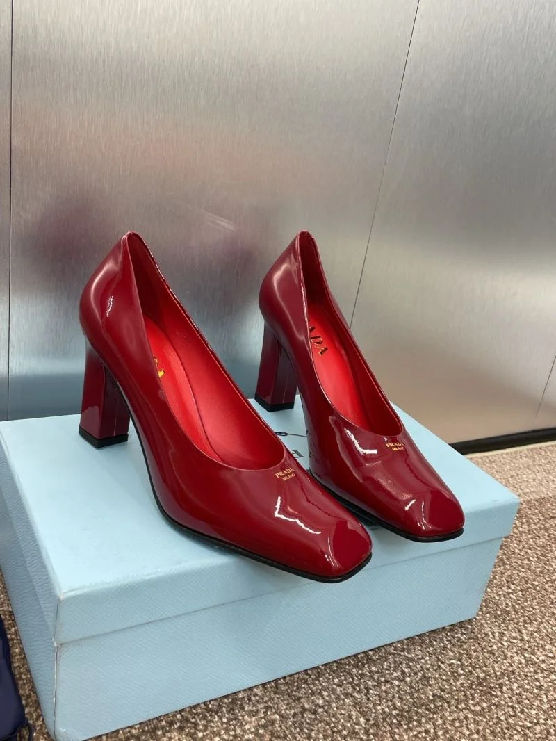Modern Prada Heeled Shoes 35145