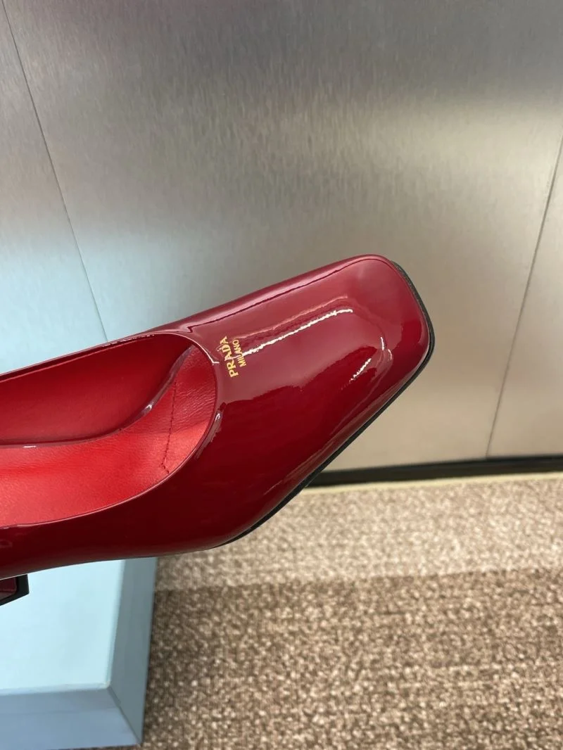 Modern Prada Heeled Shoes 35145