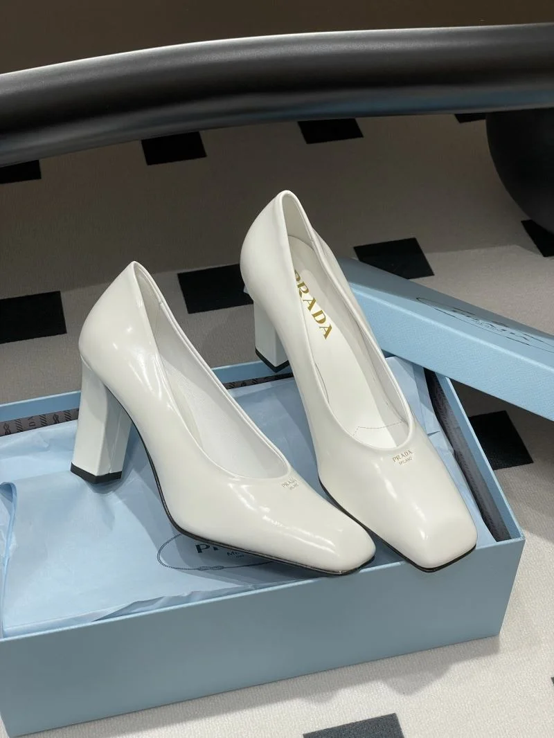 Original Prada Heeled Shoes 34882