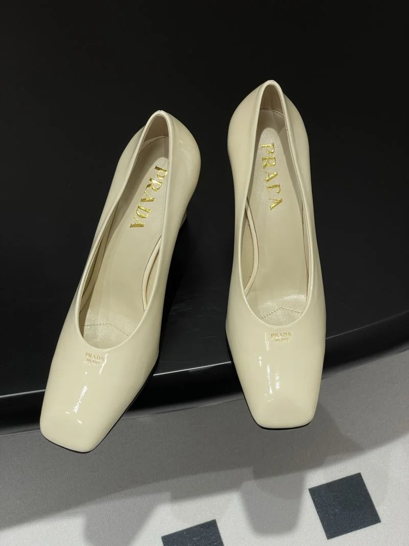 Tailored Prada Heeled Shoes 34885
